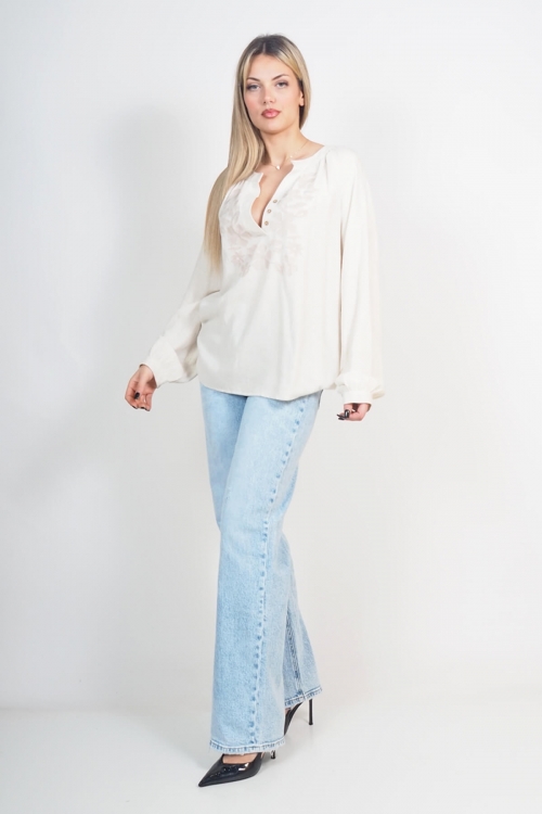 Boho longsleeved embroidered shirt