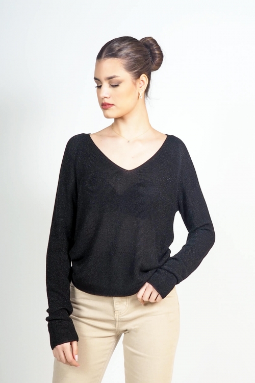 Knit sparkle v cut top