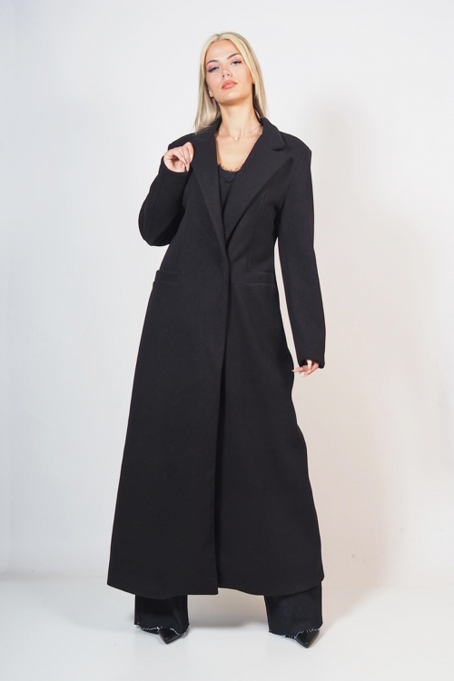 Long textured coat with pockets