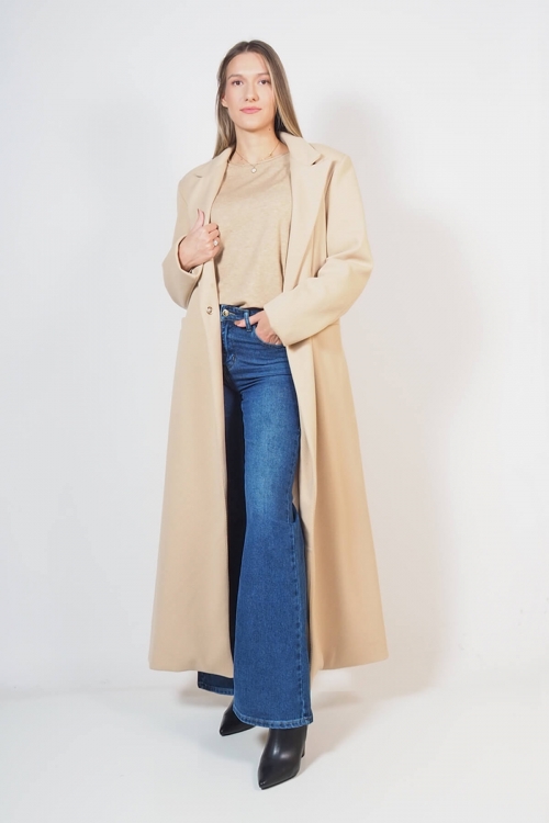 Long textured coat with pockets