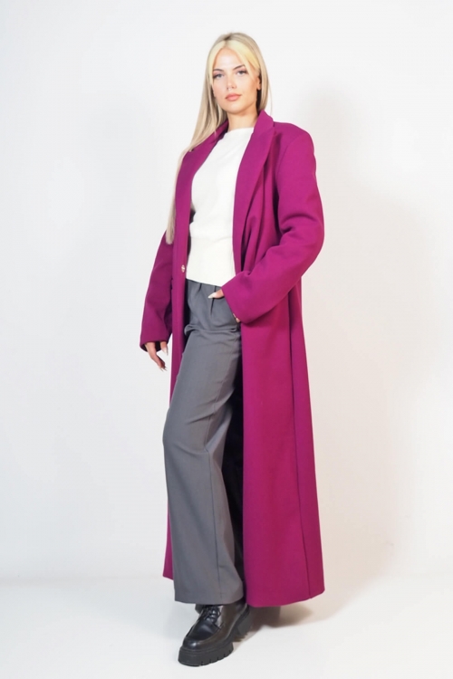 Long textured coat with pockets