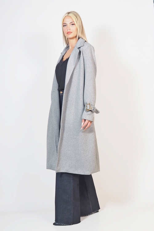 Long textured coat with belt