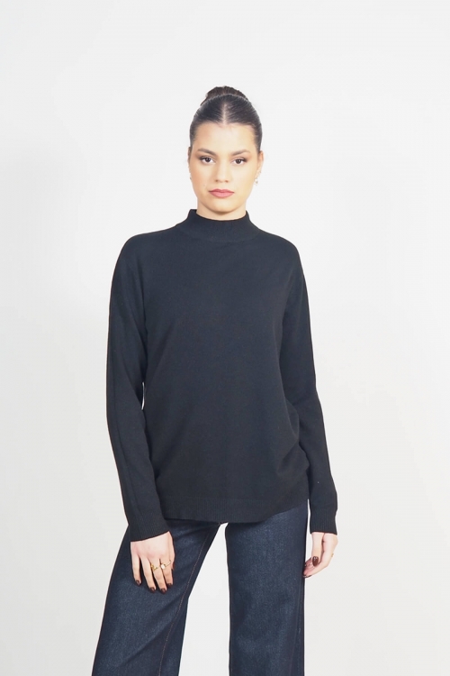 Soft knit turtleneck top Vienna