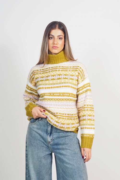 Soft knit turtleneck top Yara